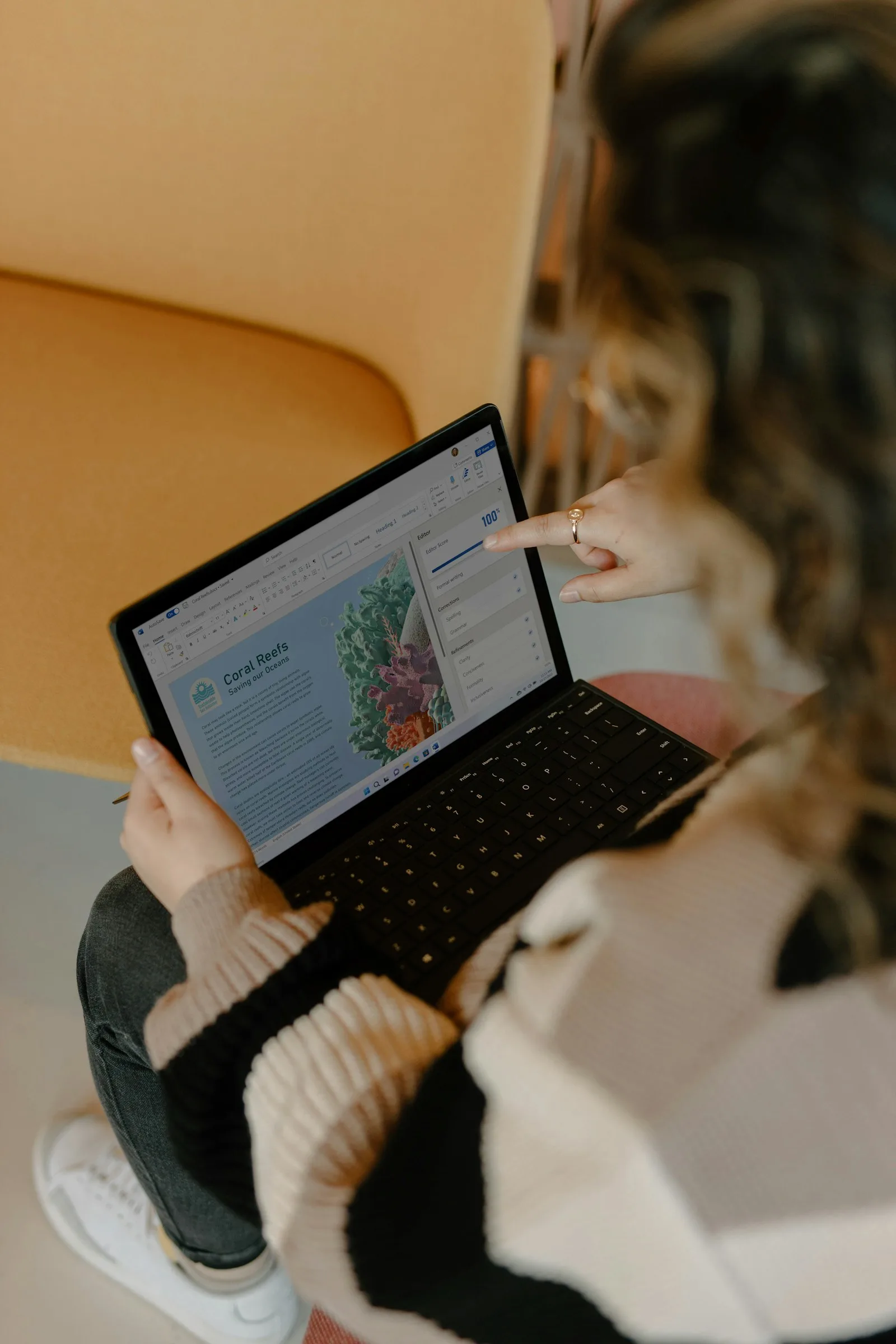A lady trying to setup an online business to grow her income