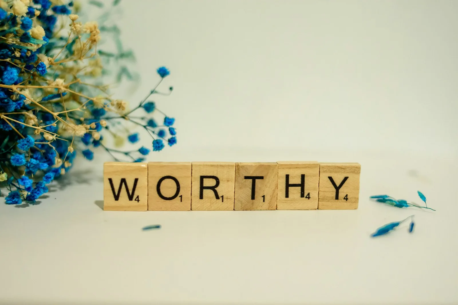 Blocks of letter forming the word “Worthy”. One should understand well, what they are worth before going in for a salary negotiation.